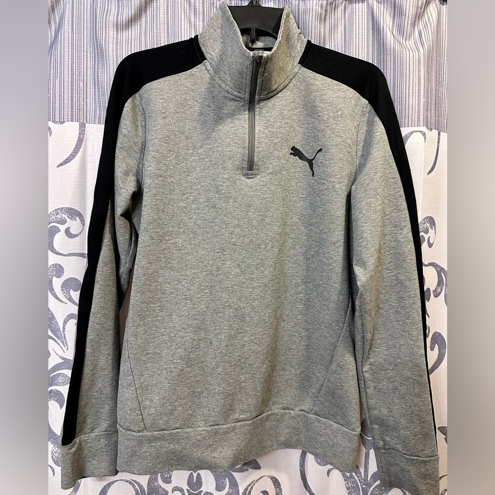 EUC‎ PUMA Men's 1/4 Zip Pullover Gray Sweatshirt Size M